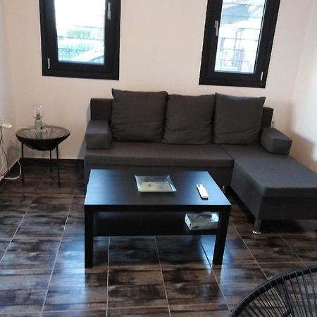 Σπίτι Με Σοφίτα Μπροστά Στη Θάλασσα Villa Trápeza Kültér fotó